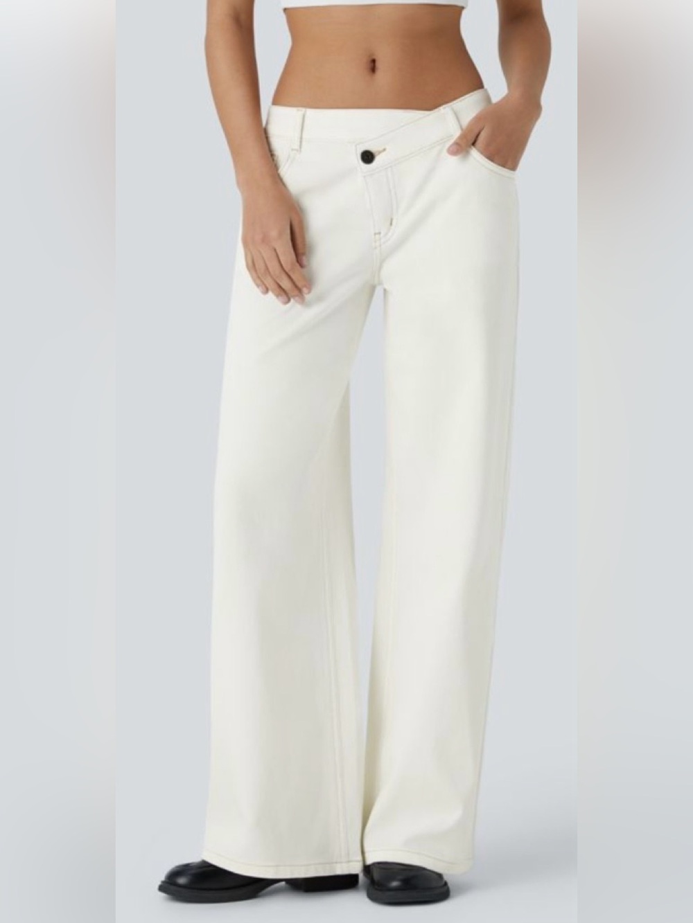 NWOT Halara Flex Asymmetric Low Rise Zipper Pockets Baggy Wide Leg Medium